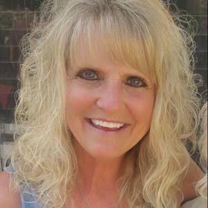 Meet your Posher, Debbie crossley